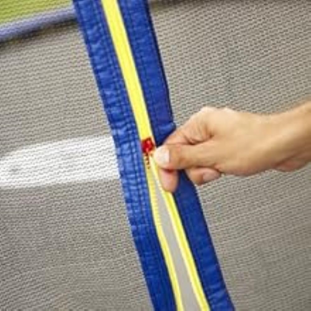 Little Tikes Mega 15-Foot Outdoor Trampoline with Enclosure - Image 3