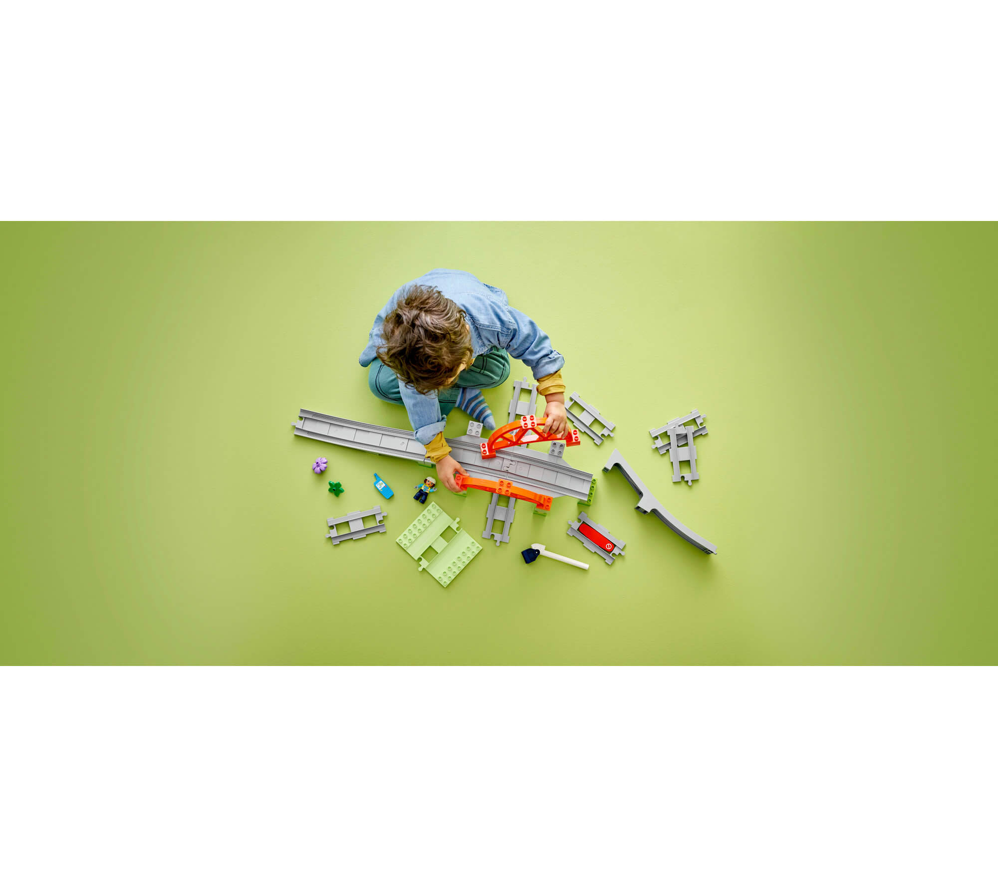 LEGO DUPLO Town 42-Piece Train Bridge and Tracks Set 10426 - Image 5