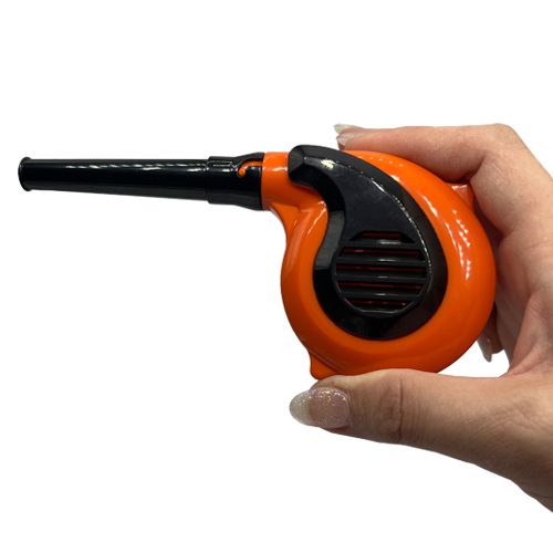 Mini Marvel: World's Tiniest Handheld Blower - Image 2