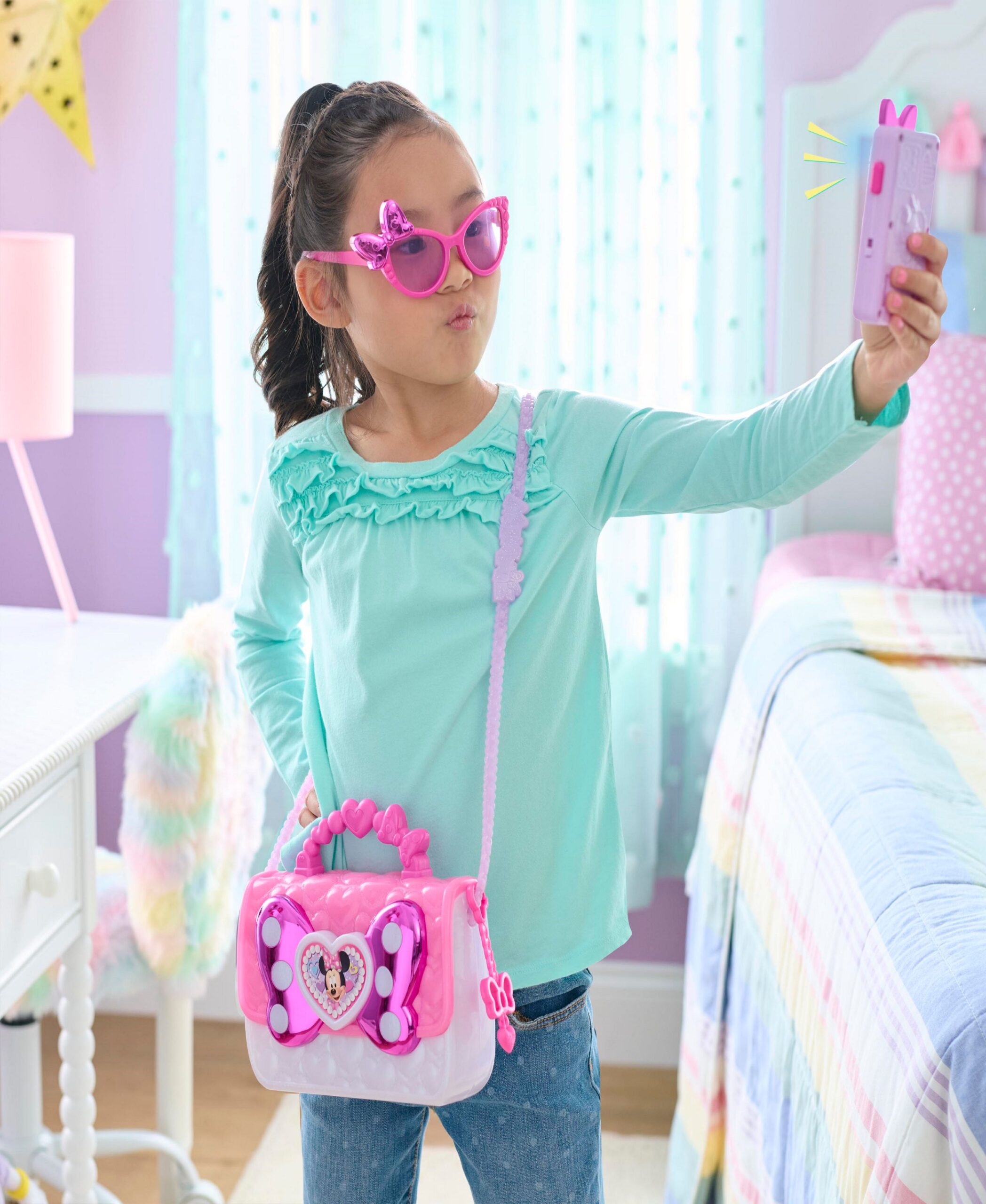 Disney Junior Minnie Mouse Bowfabulous Bag Set with Accessories - Image 5