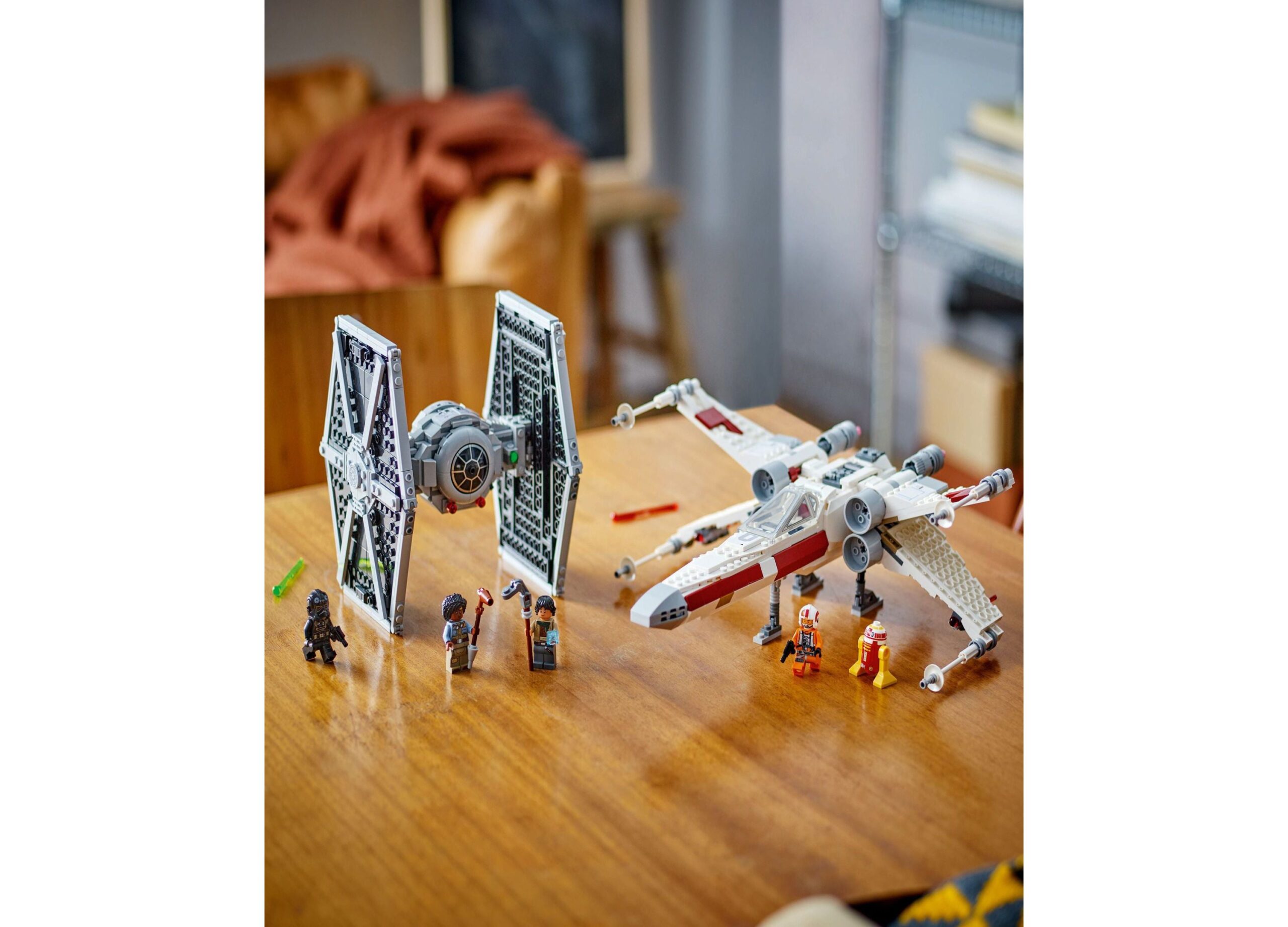 LEGO Star Wars 1063-Piece TIE Fighter X-Wing Builder Set for Kids 75393 - Image 3