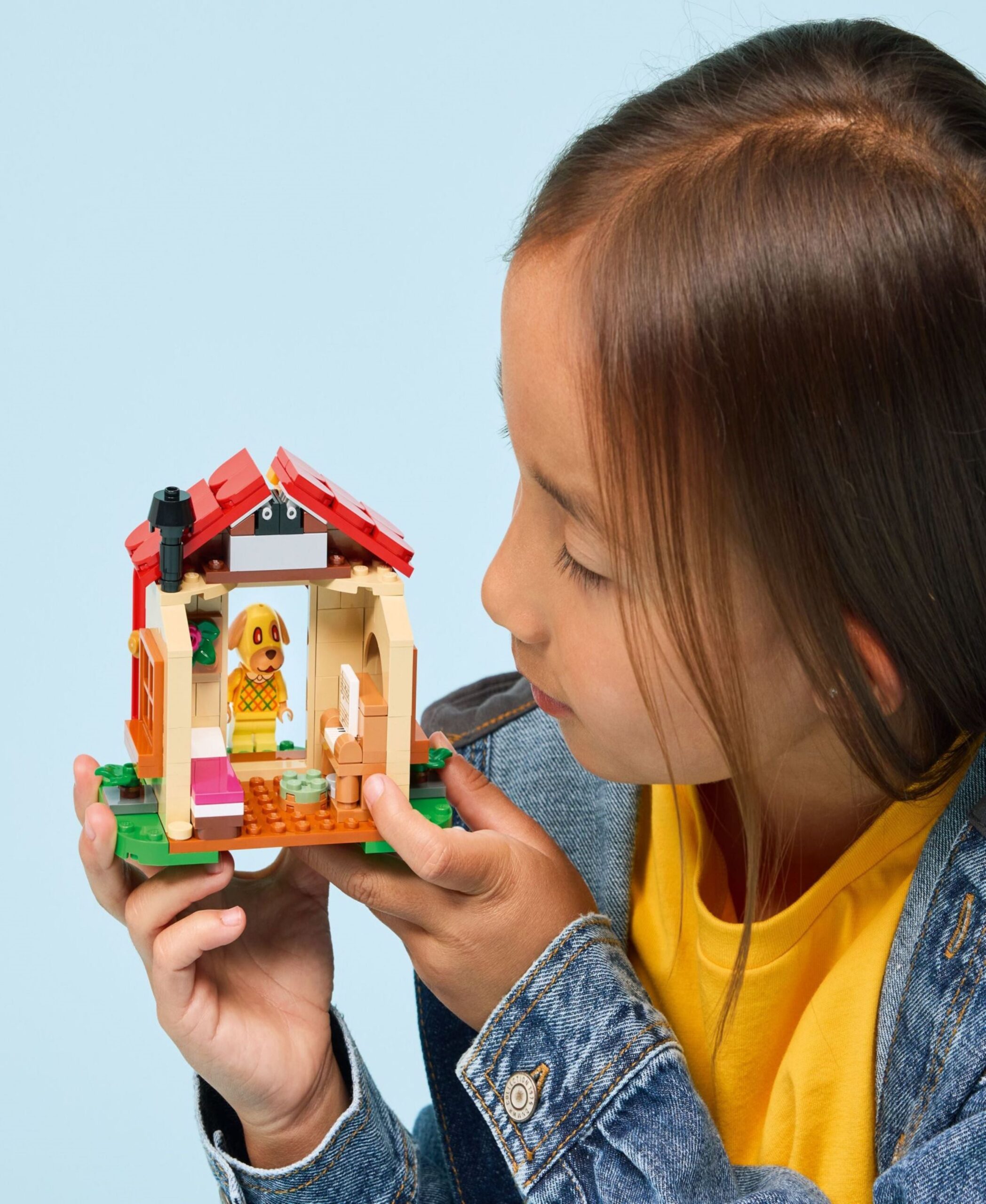 LEGO Animal Crossing Goldie's Cozy House Building Set 77058, 149 Pieces - Image 2