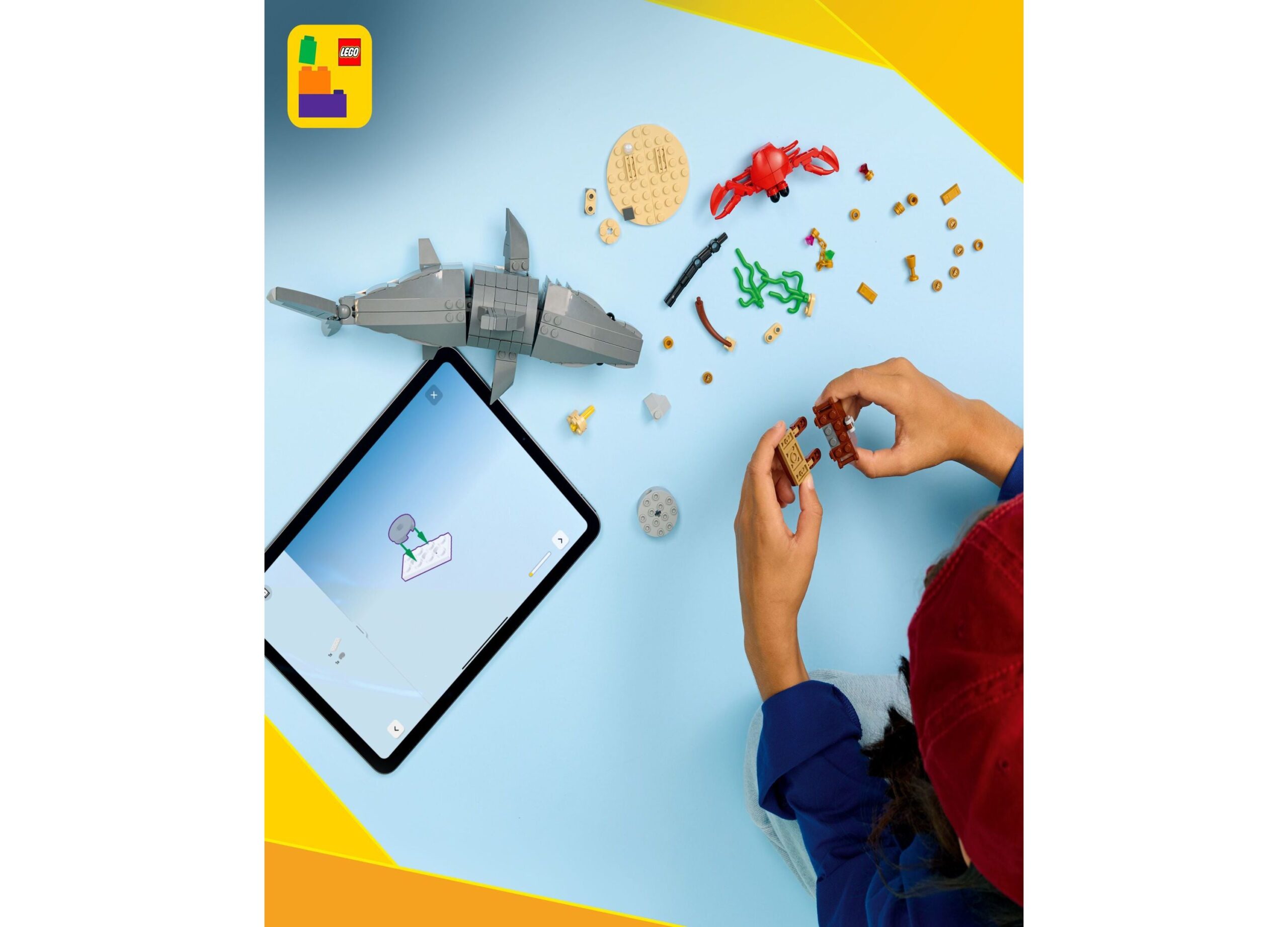 LEGO Creator Fierce Shark and Treasure Chest Building Set 31381 - 379 Pieces - Image 5