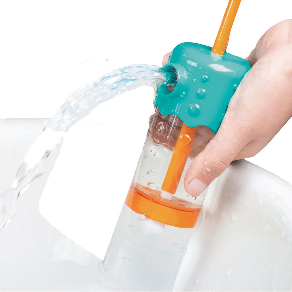 Hape Multi-Spout Sprayer - Magical Water Patterns Bath Toy for Toddlers - Image 6