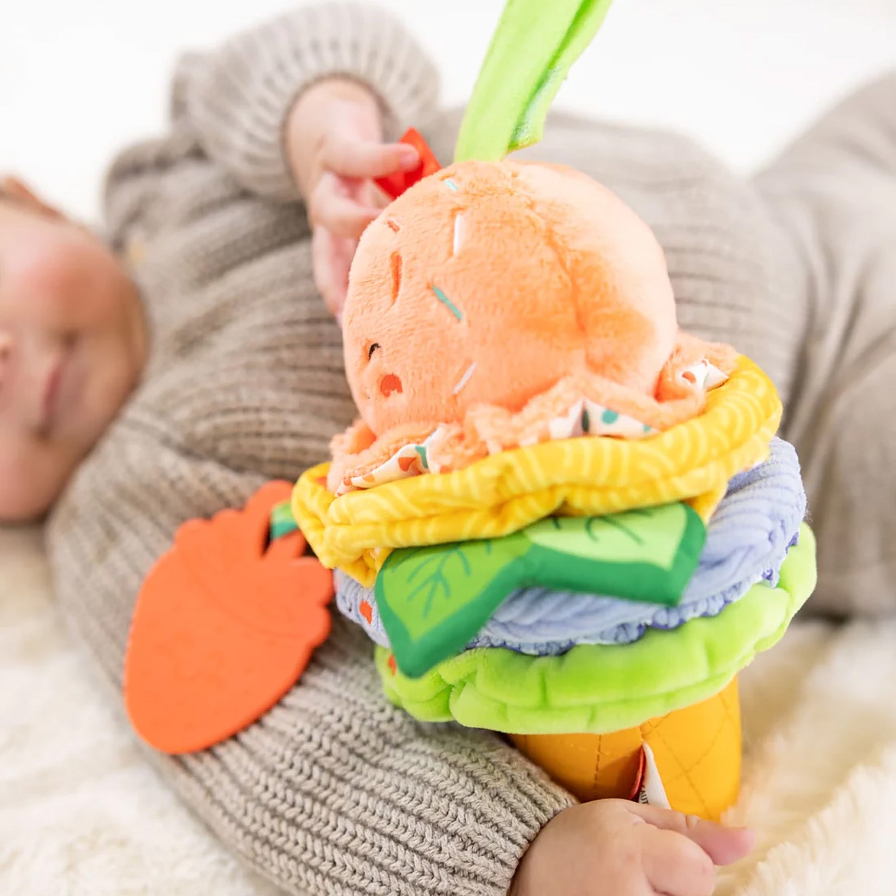 Melissa & Doug Ice Cream Take-Along Pull Toy - Vibrant Infant Playtime Companion - Image 5