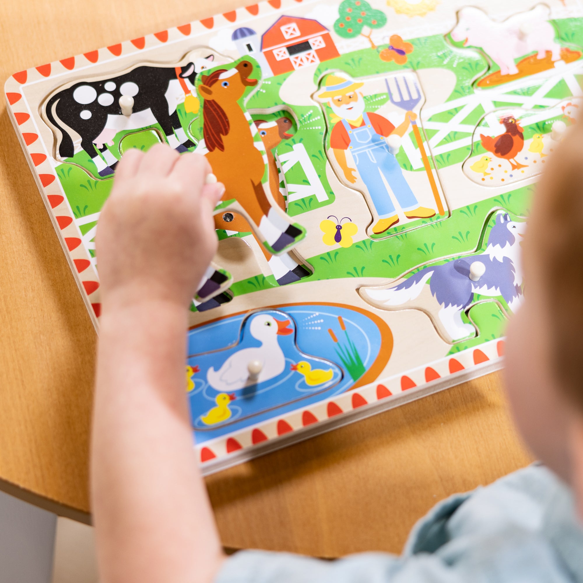 Melissa & Doug Old MacDonald's Farm Sound Puzzle - 8 Pieces - Image 5