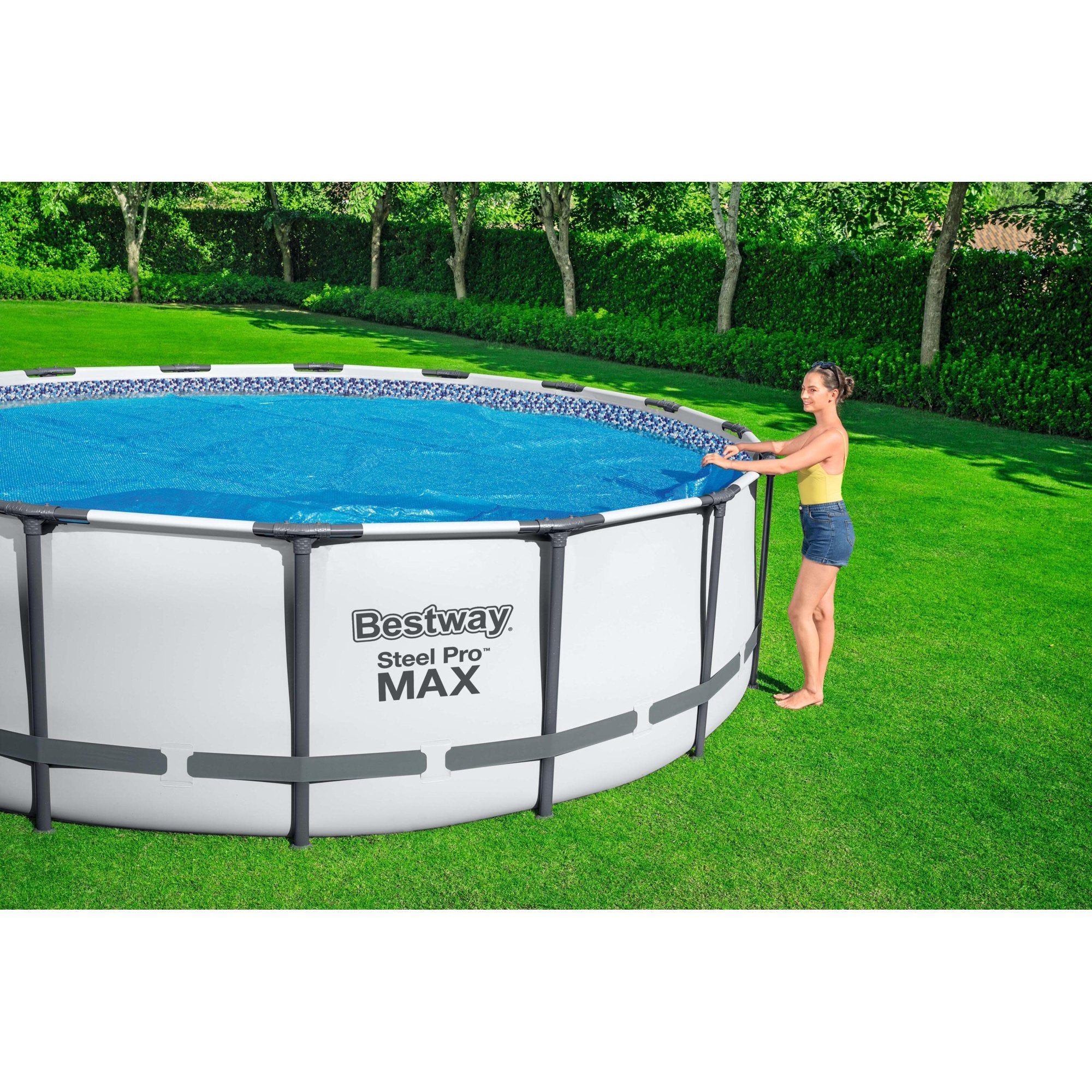 Bestway 12' Flowclear Solar Pool Cover for Optimal Heat Retention - Image 4