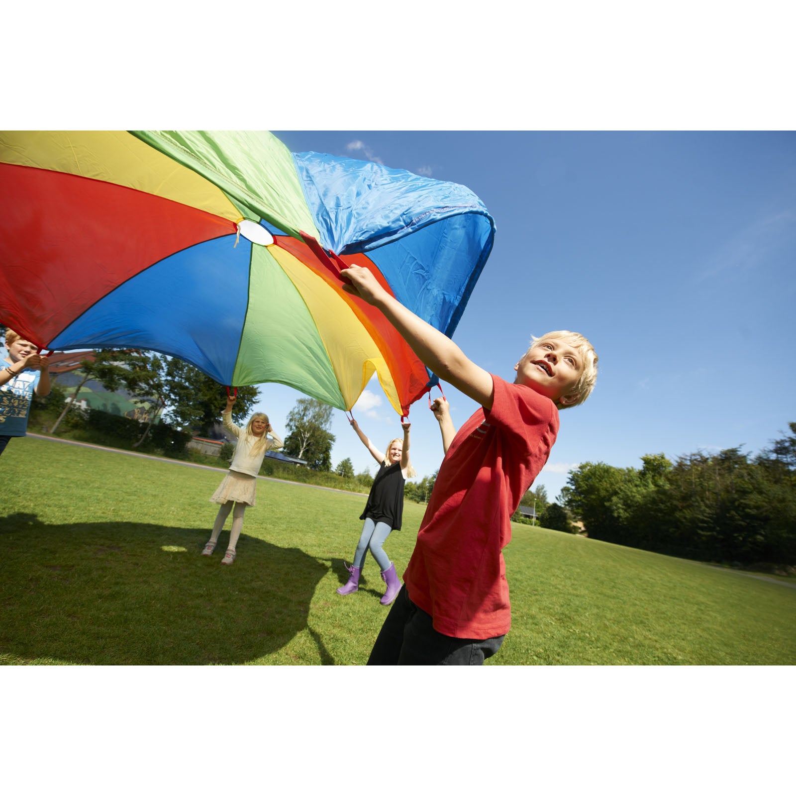 GONGE 20' Multi-Size Outdoor Play Parachute for Physical Education and Group Games - Image 3