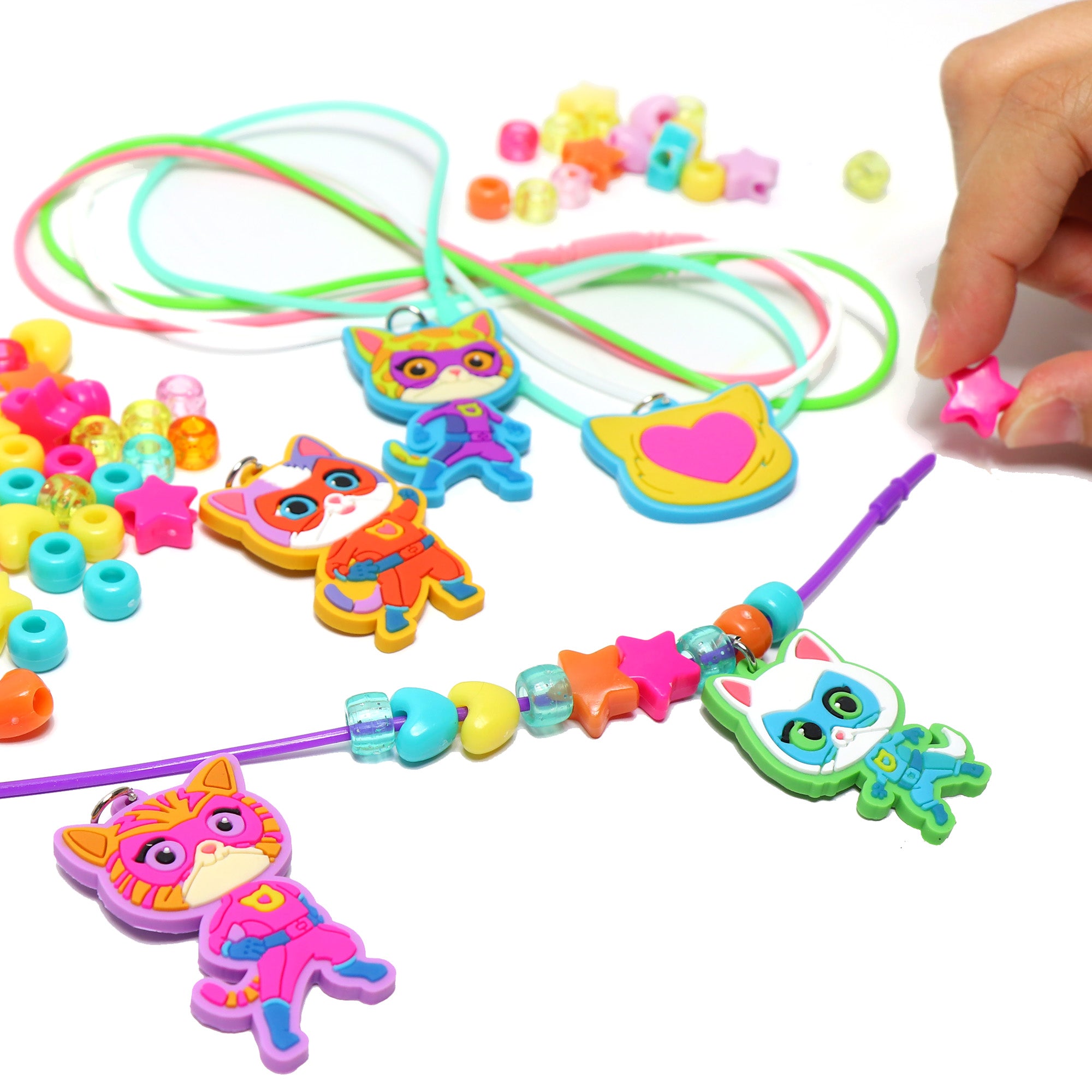 Super Kitties Bead & Charm Necklace Activity Set ?C 161 Pieces - Image 4