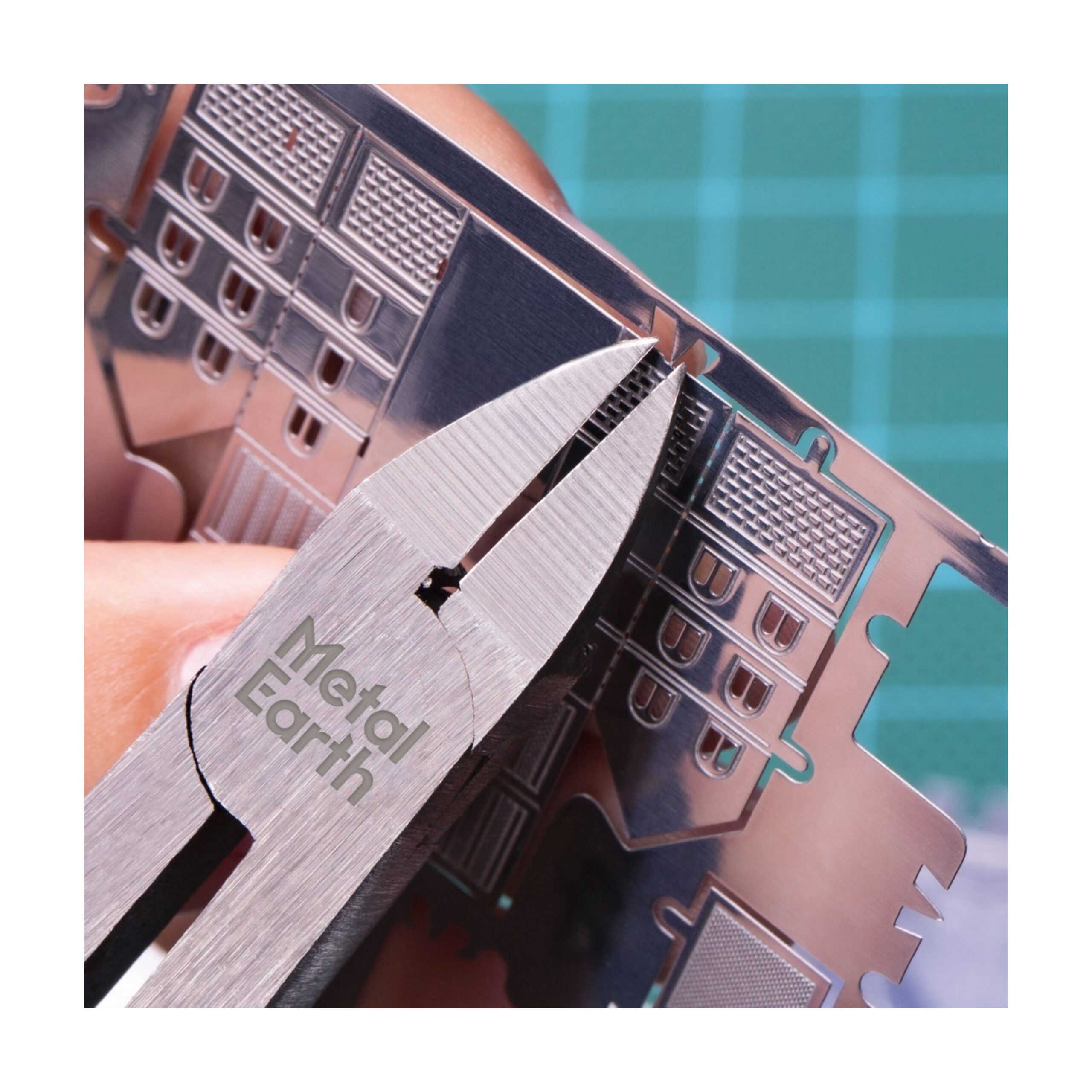 Fascinations Metal Earth Tool Kit - Craft Precision 3D Models Easily - Image 5